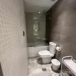 Atico San Bernardo Terraza Y Parking Incluido סביליה