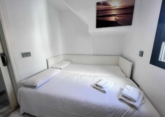 Atico San Bernardo Terraza Y Parking Incluido Lejlighed *