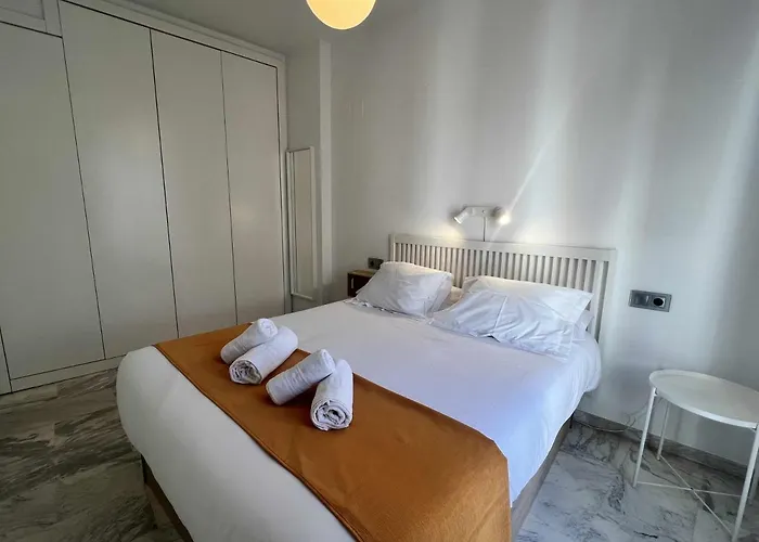 Atico San Bernardo Terraza Y Parking Incluido * Sevilla